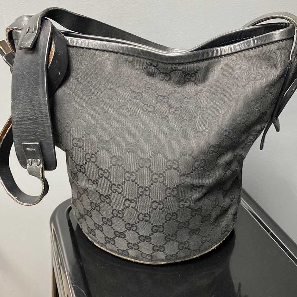 WOMENS Original GUCCI BLACK CANVAS BUCKET BAG